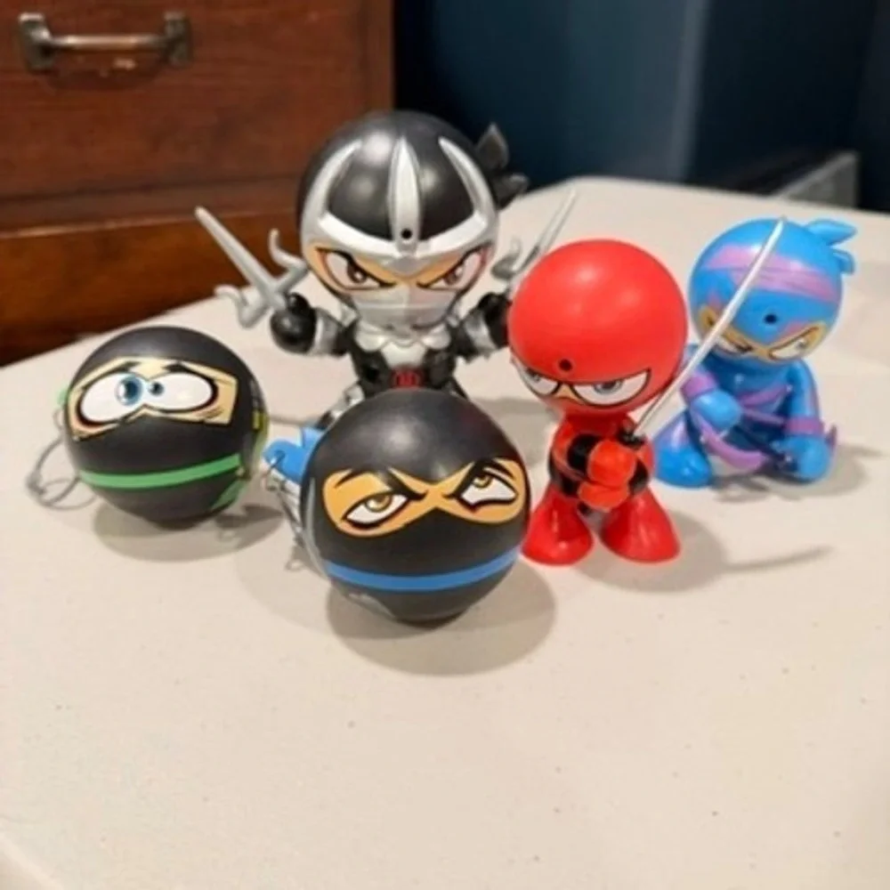 Farting‎ Ninjas Motion Sensor Figures Set of 5 Multicolor Prank Toy Martial Arts